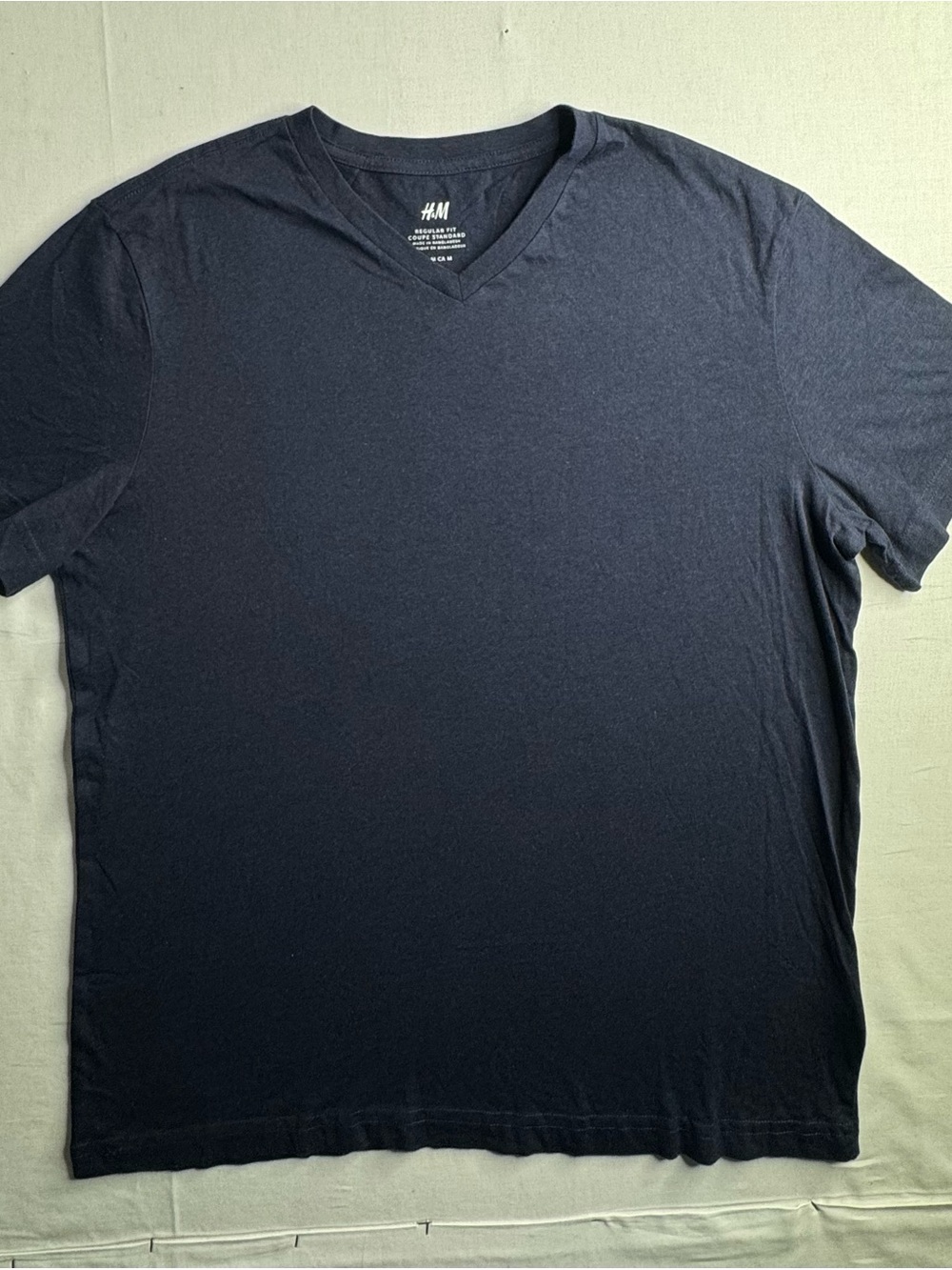 H&M Men’s Navy V-Neck Short Sleeve Tee